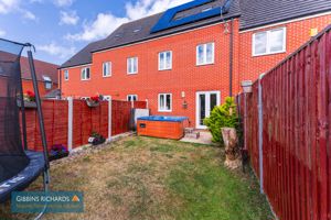 Photo 18- click for photo gallery